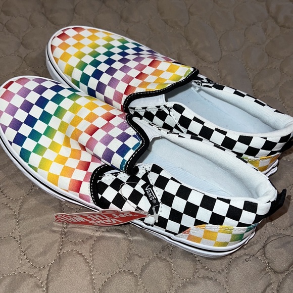 NEW rainbow vans - Picture 2 of 4